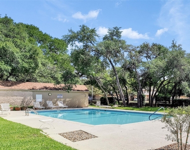 8111 Middle Ct - Photo Thumbnail 33