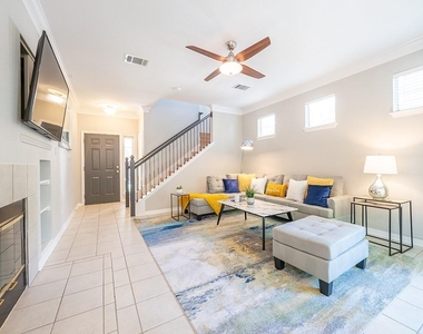 8518 Cahill Dr - Photo Thumbnail 7