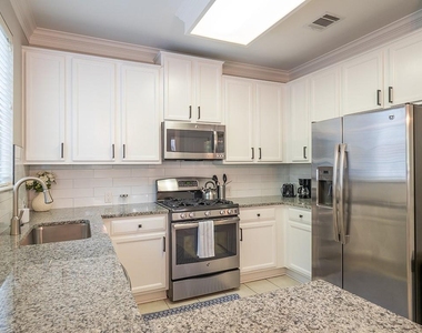8518 Cahill Dr - Photo Thumbnail 9