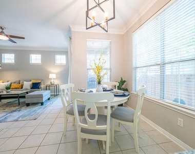 8518 Cahill Dr - Photo Thumbnail 13