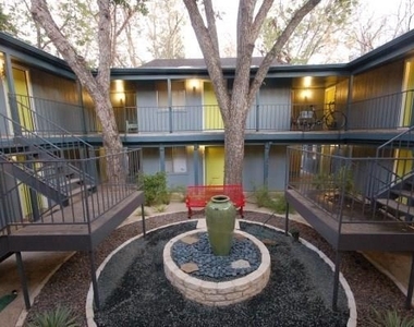 4209 Avenue B Ave - Photo Thumbnail 7