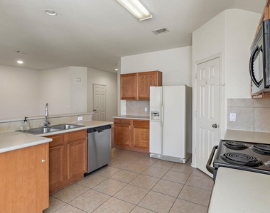 225 King Elder Ln - Photo Thumbnail 4