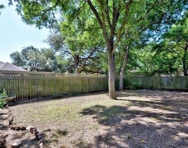 7509 Spivey Dr - Photo Thumbnail 20