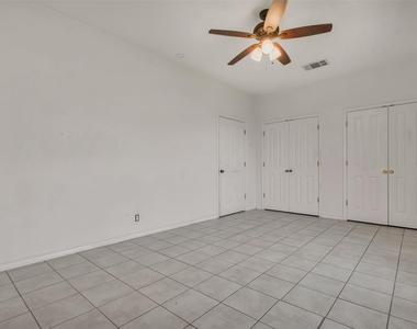 112 G Sandstone Dr - Photo Thumbnail 9