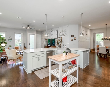 2113 Glendale Pl - Photo Thumbnail 12