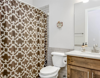 2113 Glendale Pl - Photo Thumbnail 33