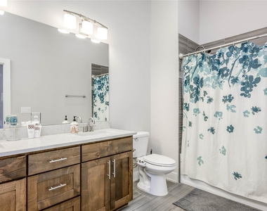 2113 Glendale Pl - Photo Thumbnail 31