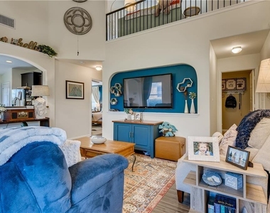 221 Purple Martin Ave - Photo Thumbnail 6