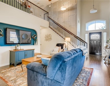 221 Purple Martin Ave - Photo Thumbnail 5