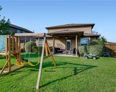 221 Purple Martin Ave - Photo Thumbnail 26