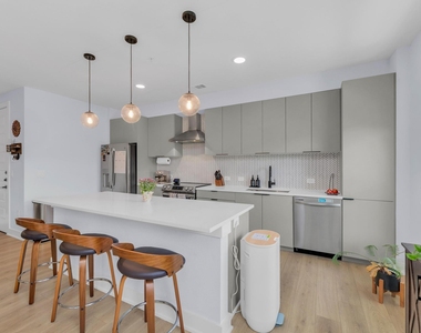 2500 Longview St - Photo Thumbnail 7