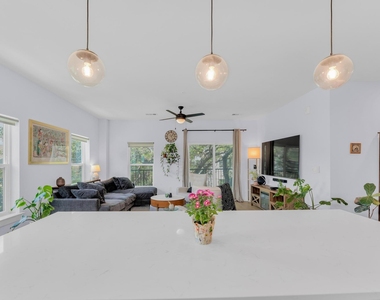 2500 Longview St - Photo Thumbnail 12