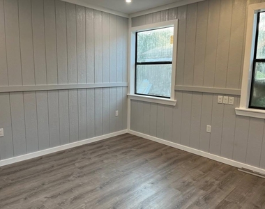 3505 Lone Man Mountain Rd - Photo Thumbnail 7