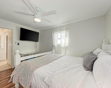13803 Lake View Dr - Photo Thumbnail 14