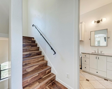 13803 Lake View Dr - Photo Thumbnail 27