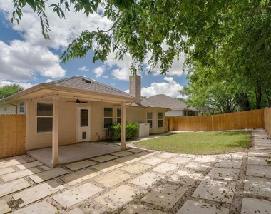 30126 Bumble Bee Dr - Photo Thumbnail 19