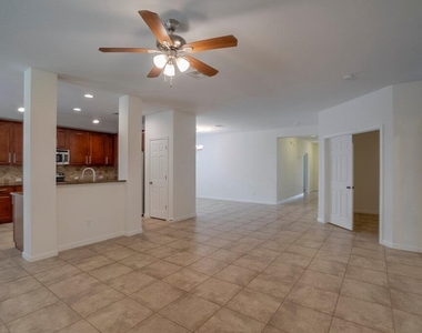 30126 Bumble Bee Dr - Photo Thumbnail 5