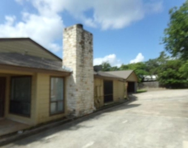 295 Mooring Cir - Photo Thumbnail 1