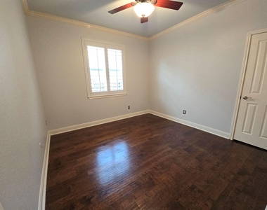 3117 Fiorellino Pl - Photo Thumbnail 17