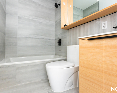 987 Bedford Ave - Photo Thumbnail 9