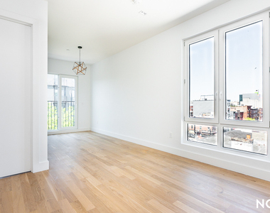987 Bedford Ave - Photo Thumbnail 1
