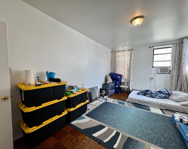 301 East 110th Street - Photo Thumbnail 12