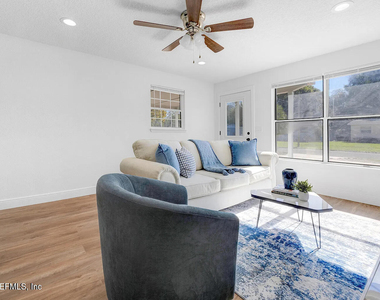 7219 Stonehurst Road N - Photo Thumbnail 1
