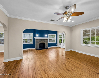 3643 Herschel Street - Photo Thumbnail 4