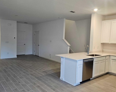 6896 Golden Monarch Avenue - Photo Thumbnail 11