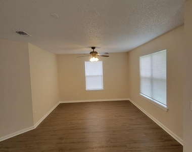 3434 Deer Street - Photo Thumbnail 8