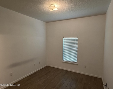 7071 Deer Lodge Circle - Photo Thumbnail 9