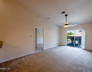 9505 Armelle Way - Photo Thumbnail 16