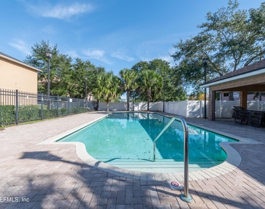 9505 Armelle Way - Photo Thumbnail 34