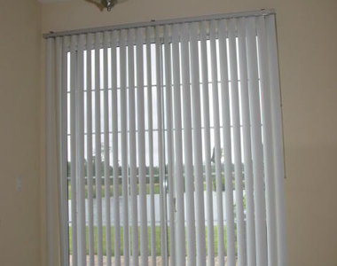539 Hedgewood Drive - Photo Thumbnail 7