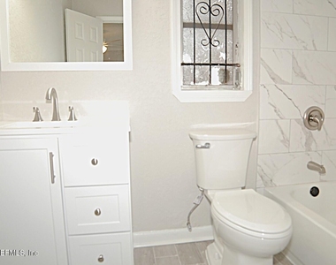 2947 W 45th Street - Photo Thumbnail 32