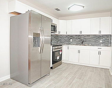 2947 W 45th Street - Photo Thumbnail 19
