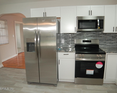 2947 W 45th Street - Photo Thumbnail 21