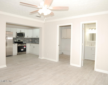 2947 W 45th Street - Photo Thumbnail 25