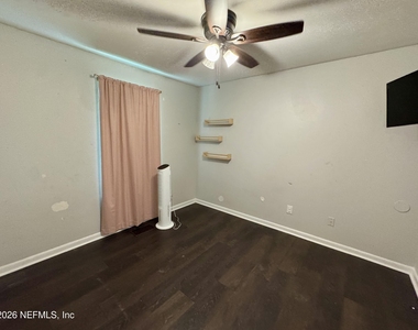 707 Rainer Road - Photo Thumbnail 7
