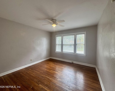 2504 Park Street - Photo Thumbnail 7