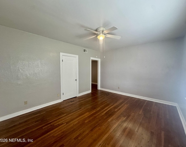 2504 Park Street - Photo Thumbnail 1