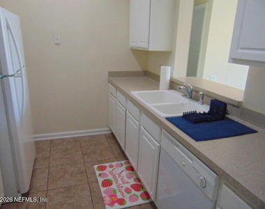 7990 Baymeadows Road E - Photo Thumbnail 6