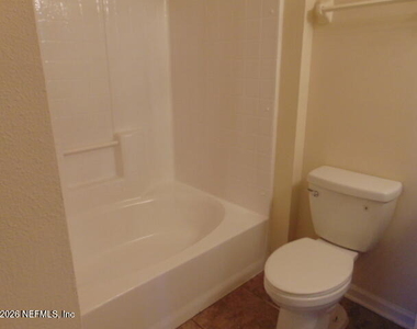 7990 Baymeadows Road E - Photo Thumbnail 5