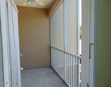 7990 Baymeadows Road E - Photo Thumbnail 11