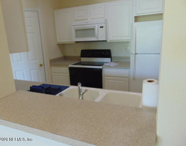 7990 Baymeadows Road E - Photo Thumbnail 13