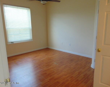 7990 Baymeadows Road E - Photo Thumbnail 8