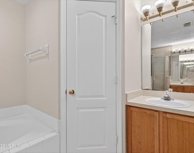 1648 Glen Laurel Drive - Photo Thumbnail 16
