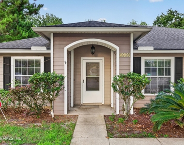 1648 Glen Laurel Drive - Photo Thumbnail 2
