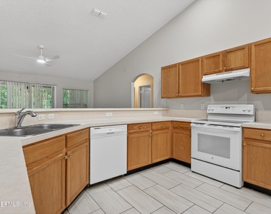 1648 Glen Laurel Drive - Photo Thumbnail 7