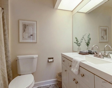 3004 Roberts Drive - Photo Thumbnail 6